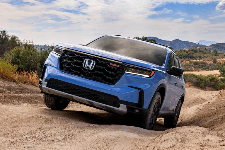 Honda Mechanics: Automotive Surgeons Delivering Exceptional Service and Achieving Remarkable Results